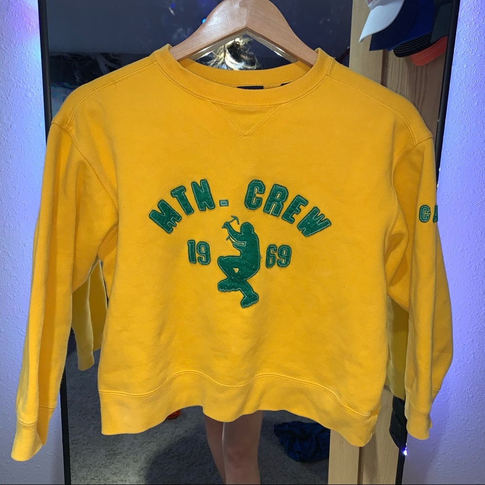 Gap Crewneck